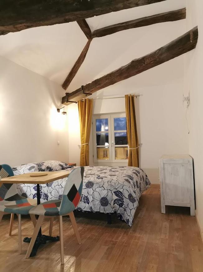 Centre Confolens Studios Renoves Dış mekan fotoğraf